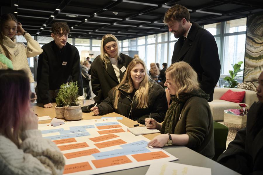 Credits: Studio Pramudiya